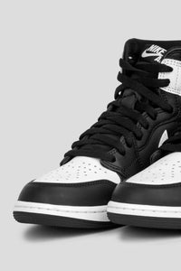 Air Jordan 1 Retro High OG 'Black & White'