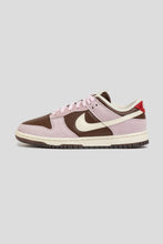 Load image into Gallery viewer, Women&#39;s Dunk Low &#39;Cacao Wow &amp; Pink Foam&#39;