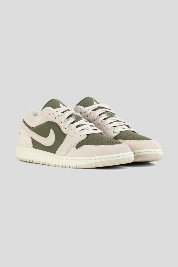 Air Jordan 1 Low SE 'Medium Olive / Sail'