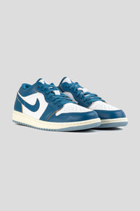 Air Jordan 1 Low SE 'Industrial Blue'