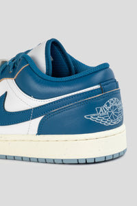 Air Jordan 1 Low SE 'Industrial Blue'