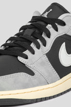 Load image into Gallery viewer, Air Jordan 1 Low SE 'Black / Light Smoke Grey'