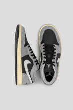 Load image into Gallery viewer, Air Jordan 1 Low SE 'Black / Light Smoke Grey'