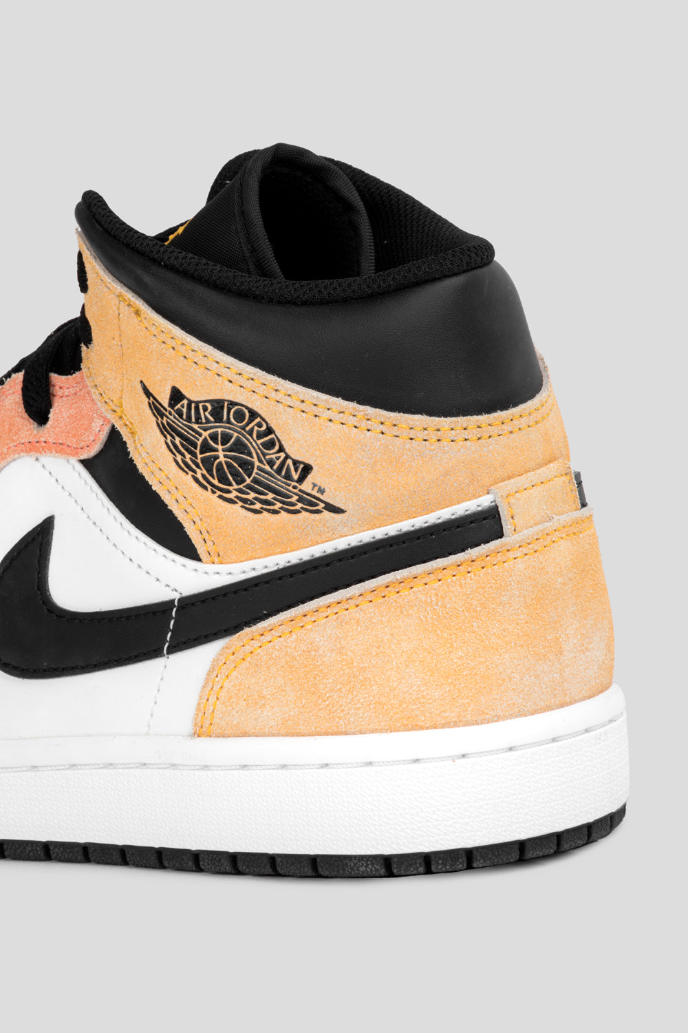 Air Jordan 1 Mid SE 'Flight Club' - DX4332-800 – Foosh