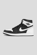 Load image into Gallery viewer, Air Jordan 1 Retro High OG &#39;Black &amp; White&#39;