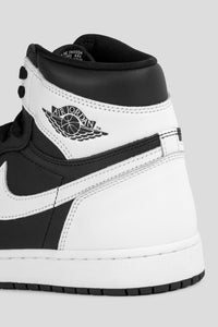 Air Jordan 1 Retro High OG 'Black & White'