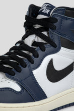 Load image into Gallery viewer, Air Jordan 1 Retro High OG &#39;Midnight Navy&#39;