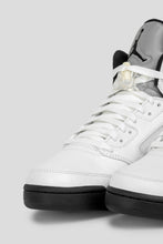 Load image into Gallery viewer, Air Jordan 5 Retro &#39;White &amp; Black&#39;