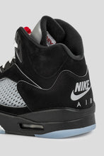 Load image into Gallery viewer, Air Jordan 5 Retro OG &#39;Black Metallic Reimagined&#39;