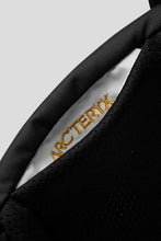Load image into Gallery viewer, Mantis 2 Waist Pack '24K Black'