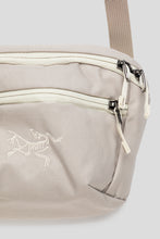 Load image into Gallery viewer, Mantis 1 Waist Pack 'Rune / Sea Salt'