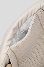 Load image into Gallery viewer, Mantis 1 Waist Pack 'Rune / Sea Salt'