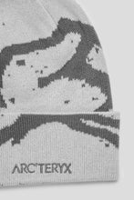 Load image into Gallery viewer, Grotto Toque 'Solitude / Void'