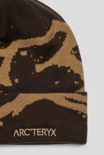 Load image into Gallery viewer, Grotto Toque 'Carob / Canvas'