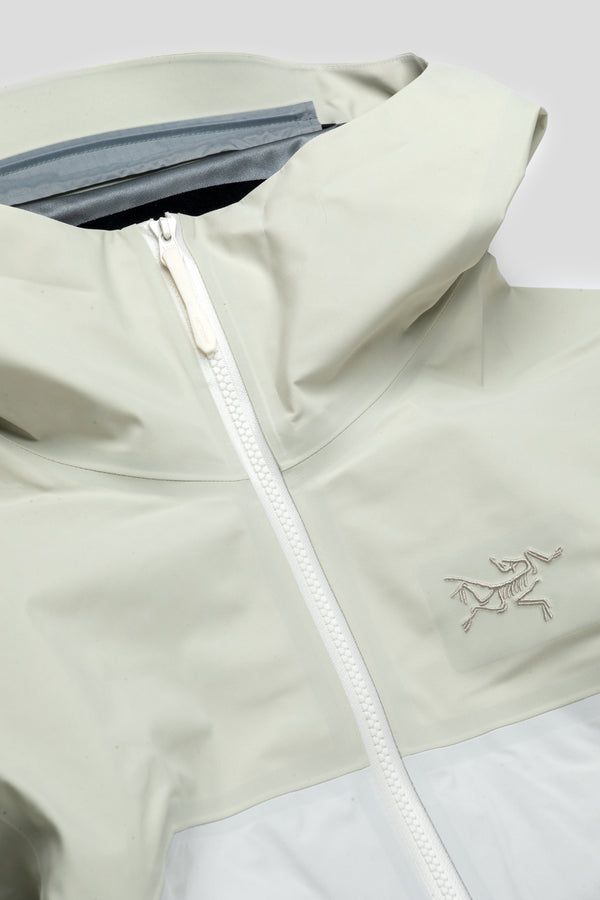 Women's Beta Jacket 'Sea Salt / Arctic Silk'