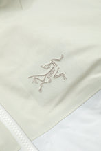 Load image into Gallery viewer, Women's Beta Jacket 'Sea Salt / Arctic Silk'