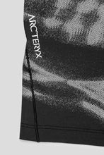 Load image into Gallery viewer, Women's Sunna Speed Bird Crop Shirt 'Black'