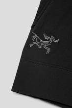 Load image into Gallery viewer, Women's Sinsola 5" Short 'Black'