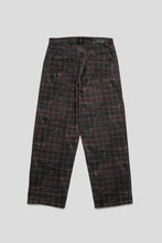 Load image into Gallery viewer, Distressed Plaid Fecke Jeans