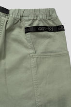 Charger l'image dans la galerie, Gramicci Gadget Pant 'Dried Sage'