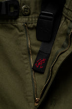 Load image into Gallery viewer, Women's Voyager Pant 'Army Pigment'
