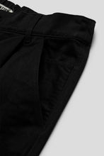 Load image into Gallery viewer, Held in Form Irimi Pleated Big Shorts 'Shadow'