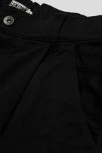 Load image into Gallery viewer, Held in Form Irimi Pleated Big Shorts 'Shadow'