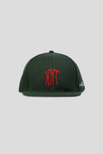 Load image into Gallery viewer, Downtown Hat &#39;Forest Green / Crimson&#39;