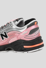 Load image into Gallery viewer, M1000U 'Pink Taffy'