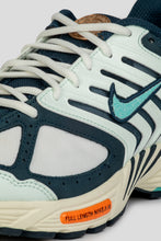 Load image into Gallery viewer, Air Pegasus 2K5 &#39;Green Frost&#39;