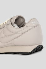 Load image into Gallery viewer, Daybreak SP &#39;Moon Particle &amp; Light Bone&#39;