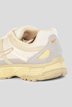 Load image into Gallery viewer, P-6000 'College Grey'