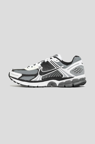 Zoom Vomero 5 SE SP 'Dark Grey'