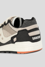 Load image into Gallery viewer, Shadow 5000 Vegan 'Grey / Beige'