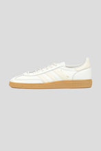 Load image into Gallery viewer, Handball Spezial 'Chalk White'