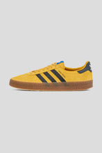 Load image into Gallery viewer, Women's Montreal RM 'Crew Yellow / Core Black'