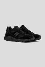 Cargar imagen en el visor de la galería, New Balance Made in USA 993 'Triple Black'