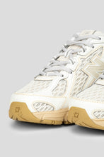Load image into Gallery viewer, Women's 740 'Linen'