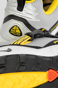 Nike ACG Phassad 'Black / Yellow Zest / Metallic Silver' - HM7133