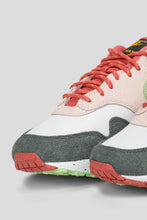 Load image into Gallery viewer, Air Max 1 &#39;Light Soft Pink&#39;