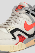 Load image into Gallery viewer, Air Tech Challenge II &#39;Hot Lava&#39;