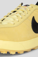 Load image into Gallery viewer, Astrograbber QS &#39;Soft Yellow &amp; Black&#39;