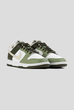 Load image into Gallery viewer, Dunk Low &#39;Oil Green&#39;