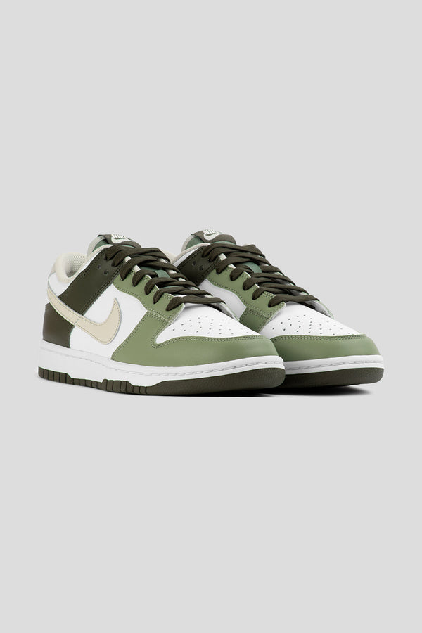 Dunk Low 'Oil Green'