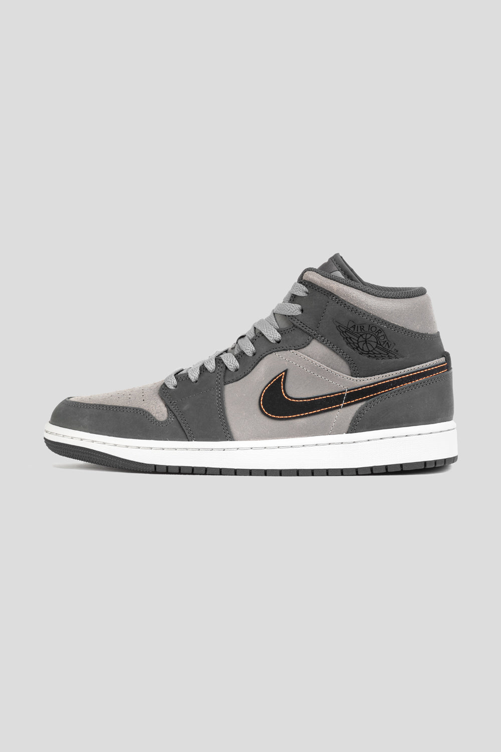 Jordan 1 store mid cf