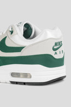 Load image into Gallery viewer, Air Max 1 &#39;Evergreen&#39;