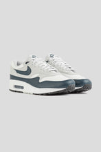 Load image into Gallery viewer, Air Max 1 Essential &#39;Summit White &amp; Armory Navy&#39;