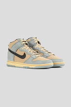 Load image into Gallery viewer, Dunk High Retro SE &#39;Light Pumice&#39;