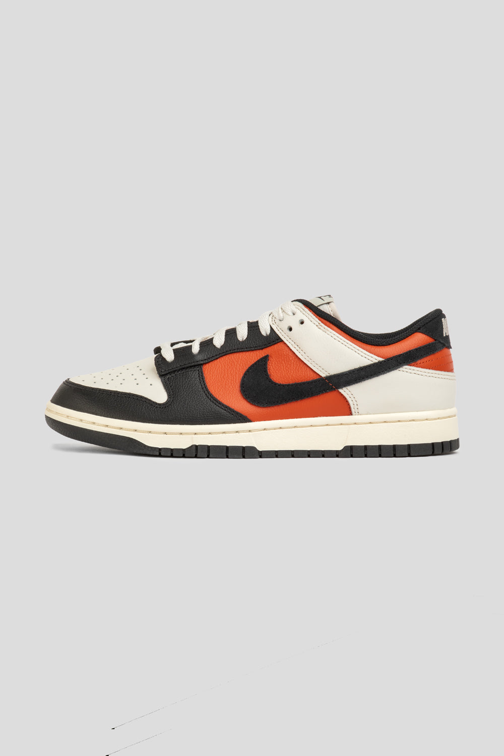 Dunk Low Retro Vintage Coral