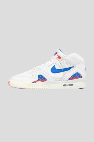 Air Tech Challenge II QS 'White & Laser Crimson'